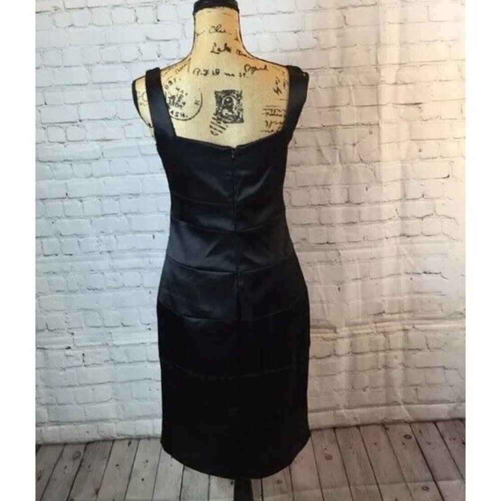 Signature by Sangria Black Dress Stud Detail Neckline Sleeveless Size 6 - Picture 2 of 5